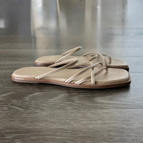 EUC Kaanas Kapok Square Toe Strappy Sandals Size 7M Nude Beige Minimalist Slides - Picture 10 of 13